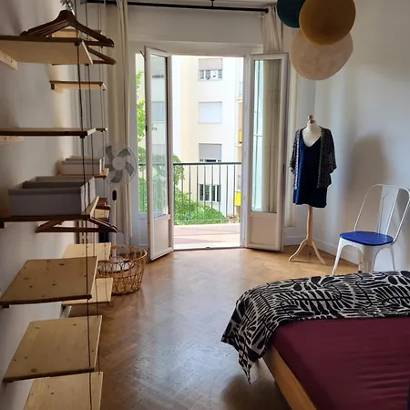 2p Cosy Avec Terrasse, Vue & Plages A Pied Nice